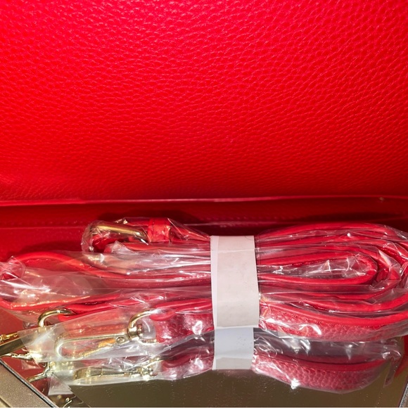 ✨Badgley Mishcka✨Medium Size Tote with Big Logo Eyelet in Red NWT - Picture 8 of 9